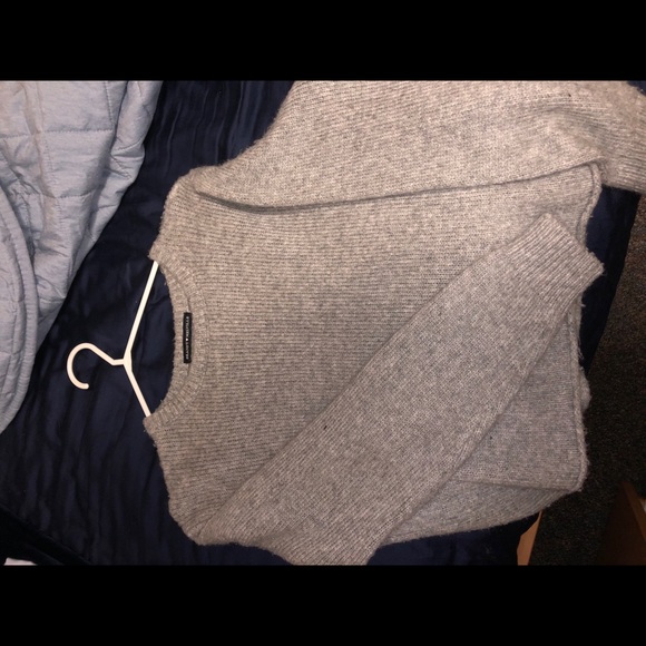 Brandy Melville Grey Cozy Sweater - Picture 2 of 3